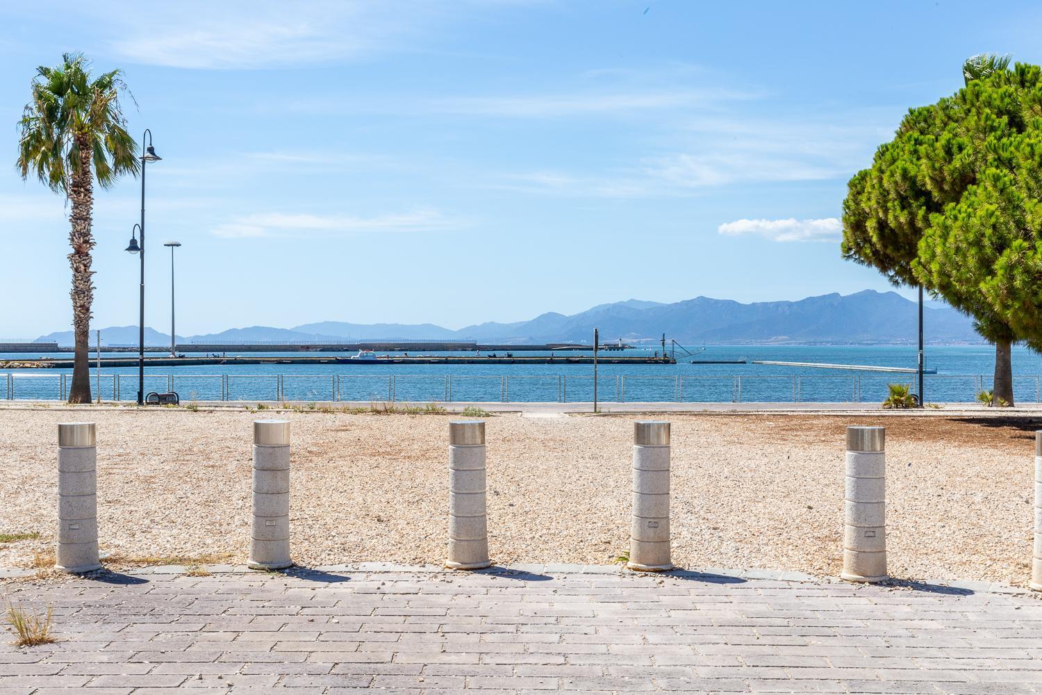 Sunichele Luxury Apartment Cagliari Bagian luar foto